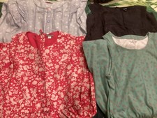 lot de 4 robes, 3 jupes et 1