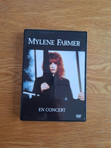 Mylène farmer live concert - mylène,