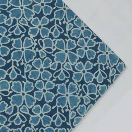 Tissu imprimé floral bleu