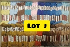 LOT DE 60 ECHEVETTES COTON RETORS A BRODER N°4 DMC  NEUVES 10 metres lot J