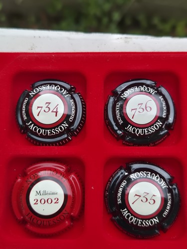 Serie capsules de - de,