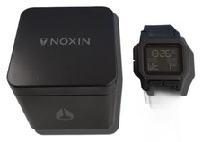 Montre-bracelet NIXON THE REGULUS fonctionne pour hommes 4041