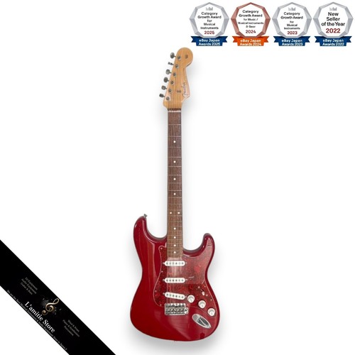 Fender stratocaster rouge avec - stratocaster,
