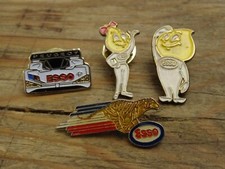 4 pin's  Esso  goutte d'huile