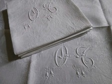 4 serviettes de table damas