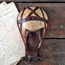 Ancien gant tambour pour jeu