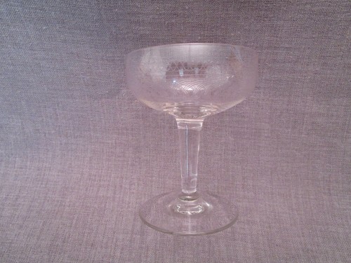 Coupe champagne ancienne - coupe,