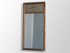 trumeau de style Louis XVI en stuc doré