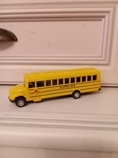 bus americain school bus 1/64