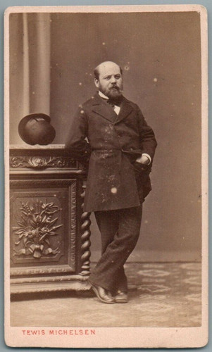 Cdv homme barbu chapeau - barbu, au
