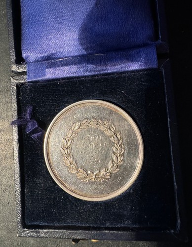 Rare médaille argent - , poinçon