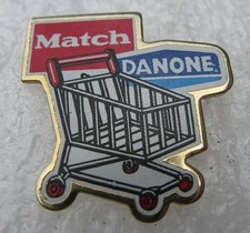 Pin's Chariot Caddie Match Danone
