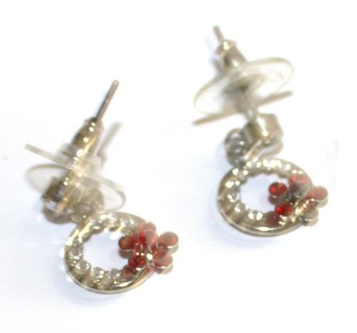 Superbes clous oreilles - superbes,