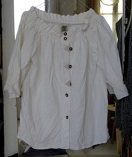 Solo blouse décolleté