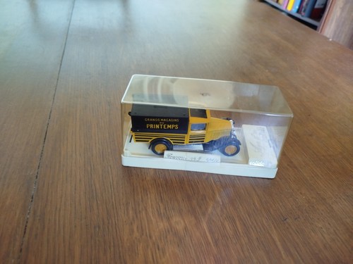 Solido grands magasins du - 1/43,