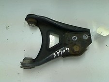 Triangle inferieur avant droit