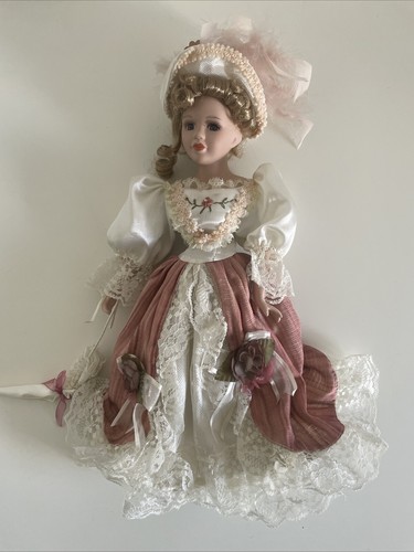 Poupée porcelaine jeune - jeune, fille