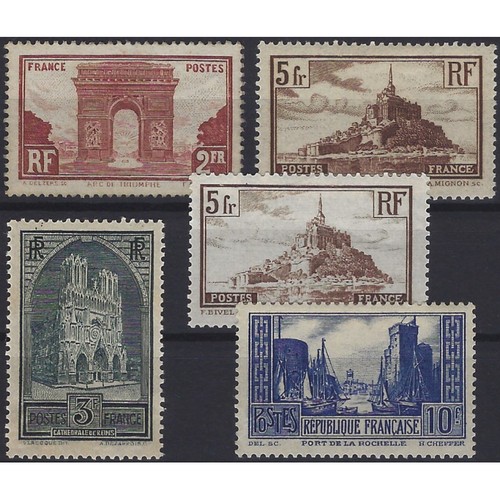 Monuments sites timbres de - et,