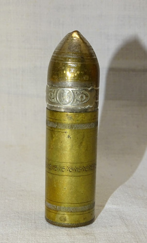Ancien briquet obus laiton - -ancien,