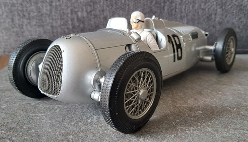 Auto union type - auto,
