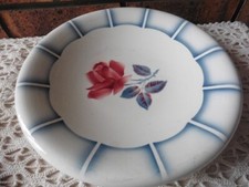 ANCIEN PLAT ROND ET CREUX