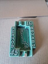 A Restaurer  cendrier publicitaire Pastis 51 Pernod 45  anisette en faïence. Fff