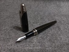 DUNHILL AD2000 CARBON FIBRE Fountain Pen Collector Stylo plume de prestige gold