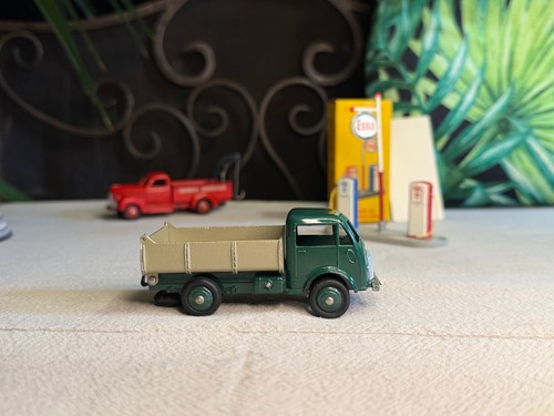 Dinky toys 25m - camion, ford