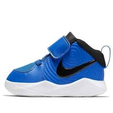 Nike Team Hustle D 9 Sneakers