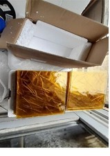 36 carreaux de verre jaunes