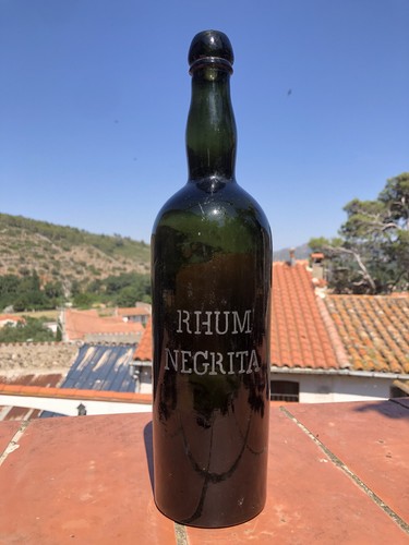 Ancienne bouteille rhum - bouteille,