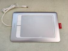 Tablette graphique Wacom Bamboo FUN CTH-661/S USB sans stylet - 33,7 x 22,3 cm