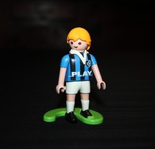 Playmobil vie quotidienne footballeur maillot noir et bleu 4700 4701 4702