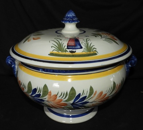 Superbe soupière ancienne