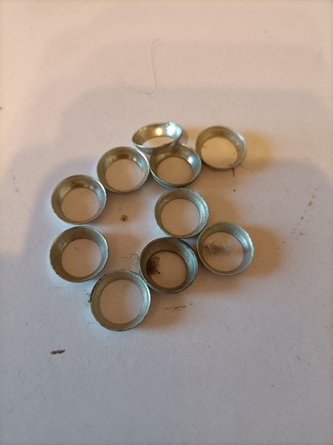 Coupelles robinet essence - coupelles,