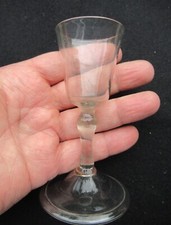 RARE PETIT VERRE XVIII eme