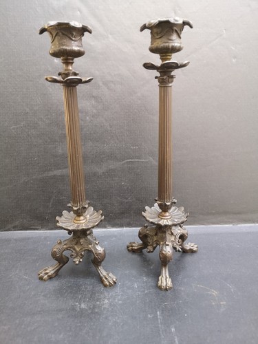 Paire bougeoirs bronze