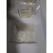 fond de montre pequignet blanc