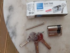 NEUF CYLINDRE DE SECURITE DE