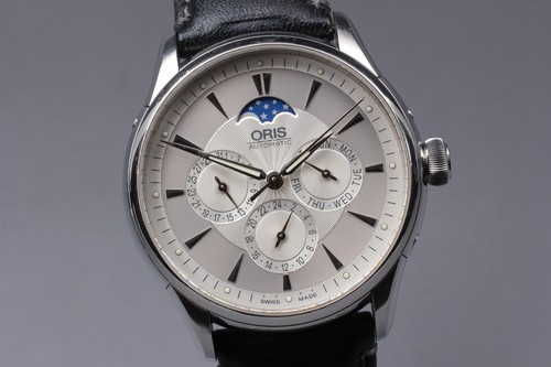 Presque comme neuve montre - [presque,