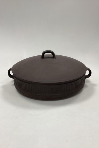 Plat couvercle design - à,