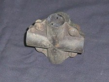 ATTACHE + VIS POUR FIXATION