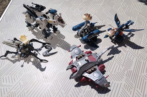 Lot véhicules zoids - véhicules,