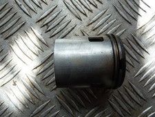 Piston segments cage - piston,