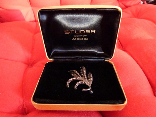 Ancienne broche argent avec