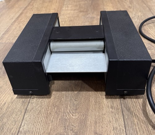 Card heat seal laminator - card,