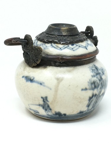 Pipe faïence peinte - ,