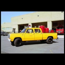 Photo A.023431 DODGE W200