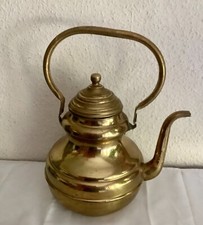 Bouilloire ancienne en cuivre