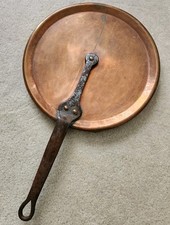Grand Couvercle Ancien en Cuivre Massif 30 cm Manche Forgé XIXe 1,4 kg Cuisine